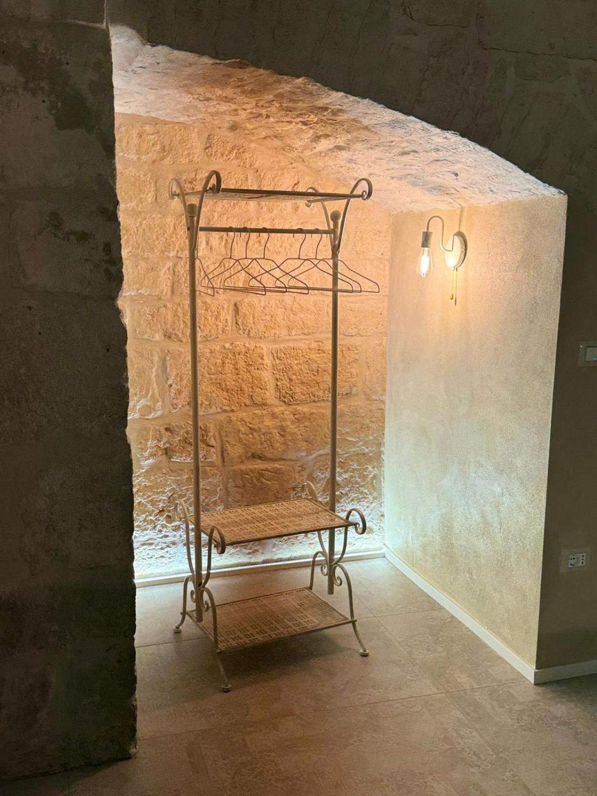 Lwg Suite 17 Martina Franca Bagian luar foto