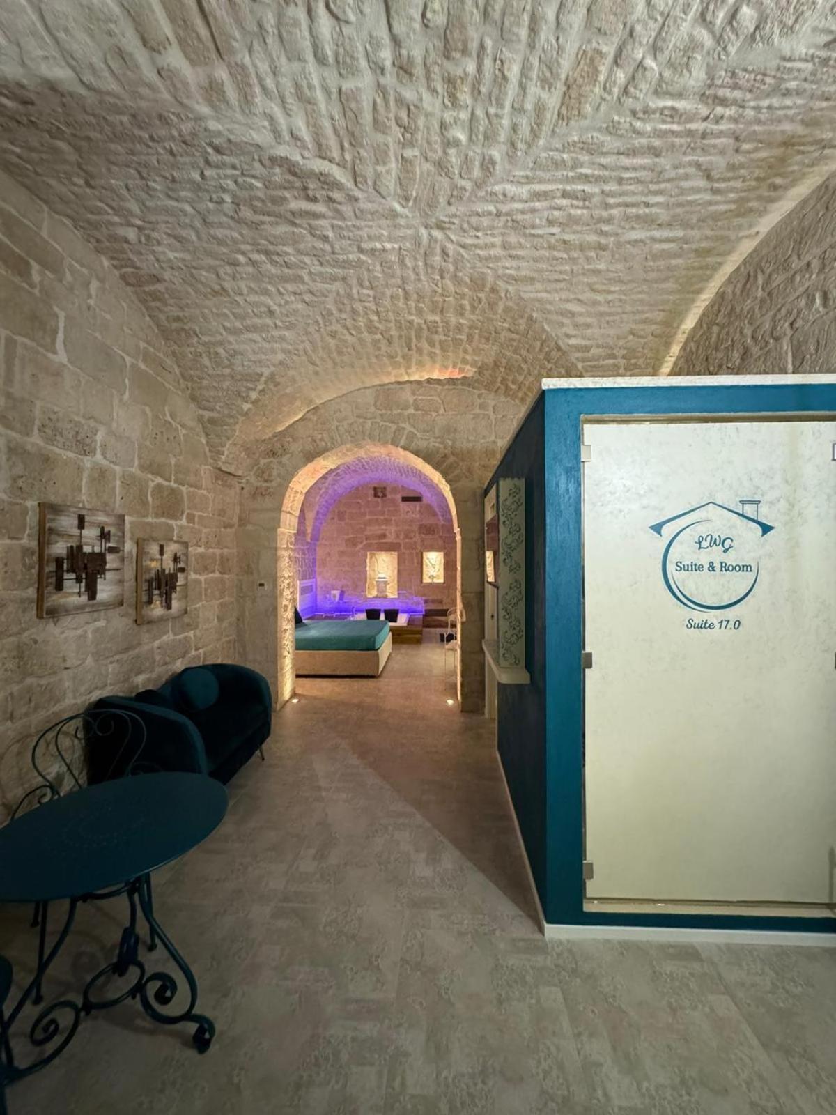 Lwg Suite 17 Martina Franca Bagian luar foto