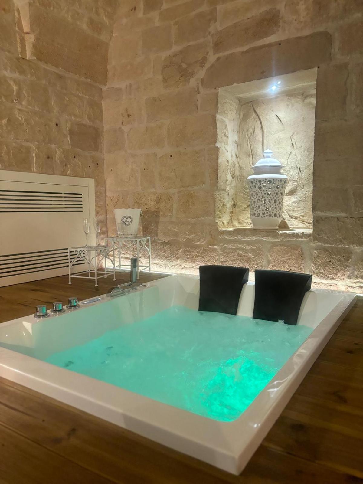 Lwg Suite 17 Martina Franca Bagian luar foto